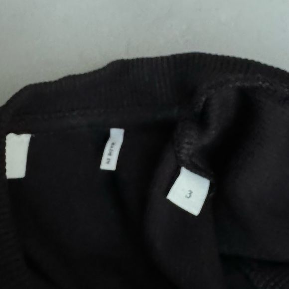 Sandro
Short Vest with Rhinestone Teardrop size 3 US L Large NWOT - Picture 9 of 15